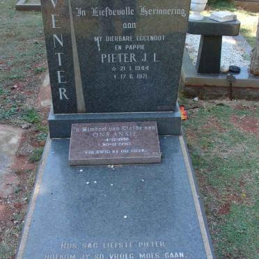 VENTER Pieter J.L. 1944-1971 :: VENTER Ansie 1956-19??