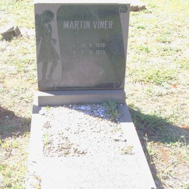 VINER Martin 1970-1975 :: VINER Vaughan 1927-1995 &amp; Veronica 1937-1997