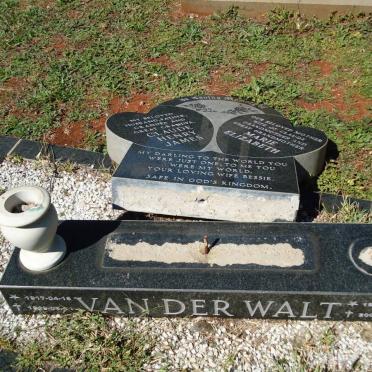 WALT Claude Henry James, van der 1917-19?9 &amp; Marie Elizabeth 1917-2005