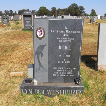 WESTHUIZEN Riekie, van der 1975-2009