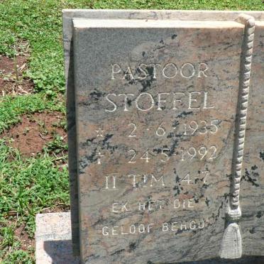 ? Stoffel 1935-1992