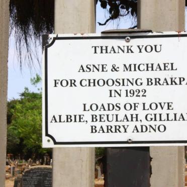 ? Michael &amp; Asne