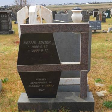 ? Nellie Esther 1960-2003