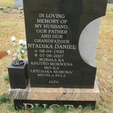 ? Ntadika Daniel 1930-2007
