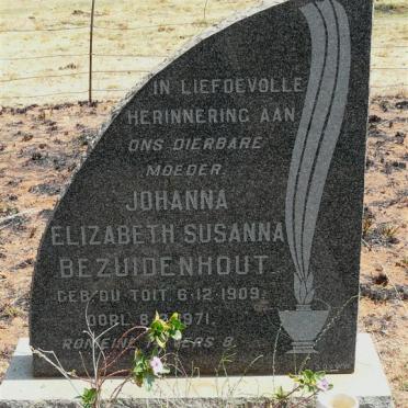 BEZUIDENHOUT Johanna Elizabeth Susanna nee DU TOIT 1909-1971