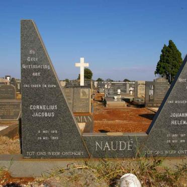 N - Vanne :: Surnames - N