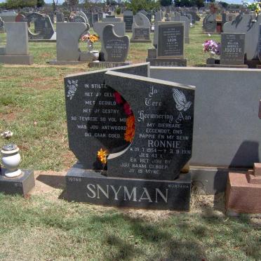 SNYMAN Ronnie 1954-1991