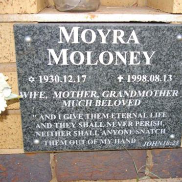 MOLONEY Moyra 1930-1998