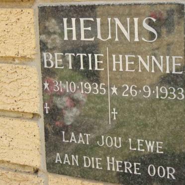 HEUNIS Hennie 1933- &amp; Bettie 1935-