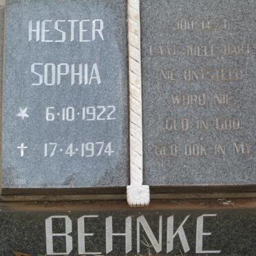 BEHNKE Hester Sophia 1922-1974