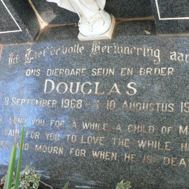 CALITZ Douglas 1968-1987