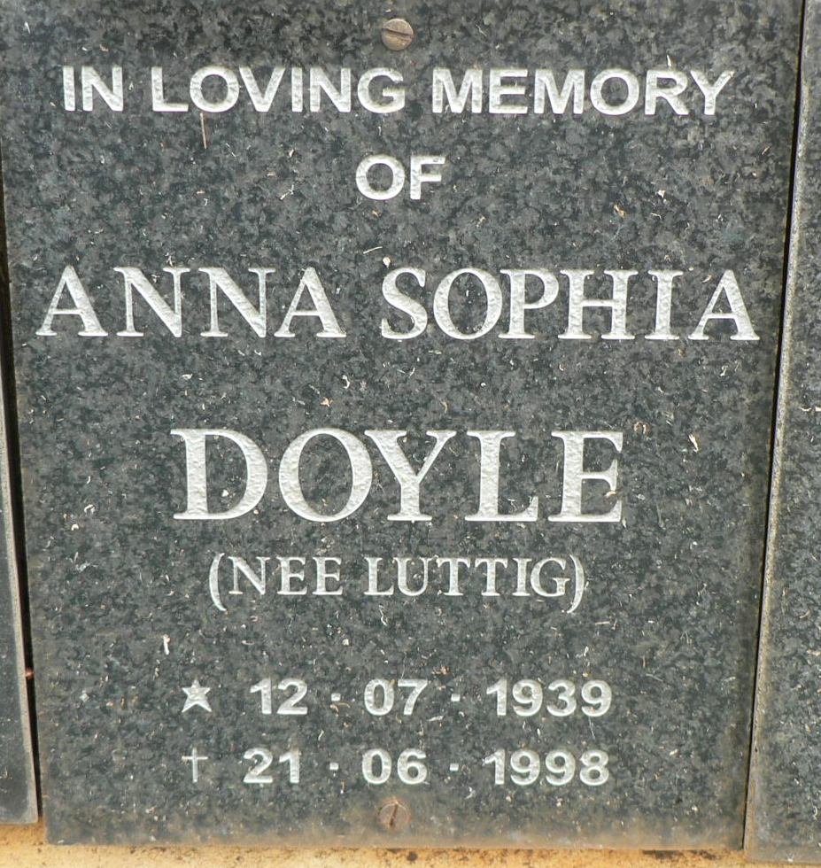 DOYLE Anna Sophia nee LUTTIG 1939-1998