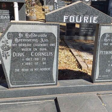 FOURIE Dirk Cornelis 1917-1987 & Petronella Johanna VOS 1920-2017