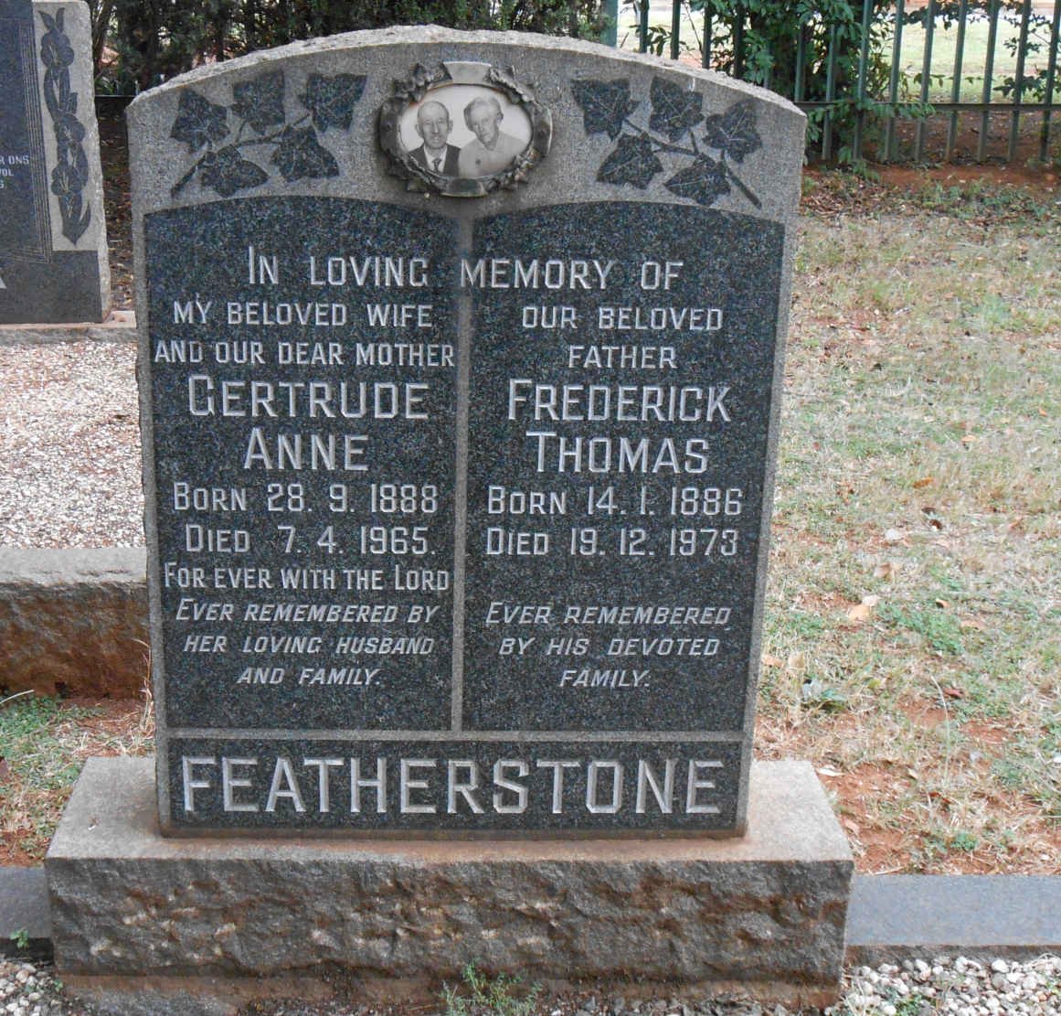 FEATHERSTONE Frederick Thomas 1886-1973 &amp; Gertrude Anne 1888-1965