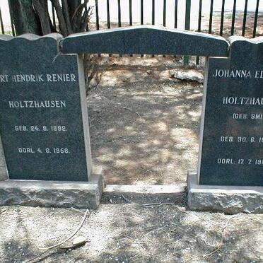 HOLTZHAUSEN Gert Hendrik Renier 1892-1958 &amp; Johanna Elizabeth SMIT 1895-1969