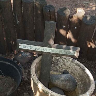 HOSKIN Eddie & Maureen