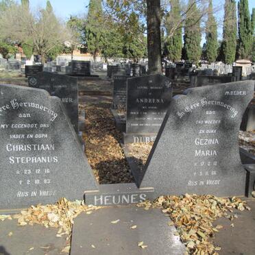 HEUNES Christiaan Stephanus 1916-1983 &amp; Gezina Maria 1912-2006