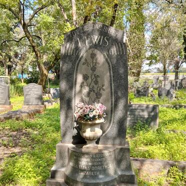 LEWIS Marthinus Phillipus 1897-1969 & Maria Elena Dorethea Elizabeth 1900-1955 _1