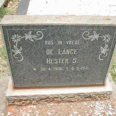 LANGE Hester S., de 1906-1971