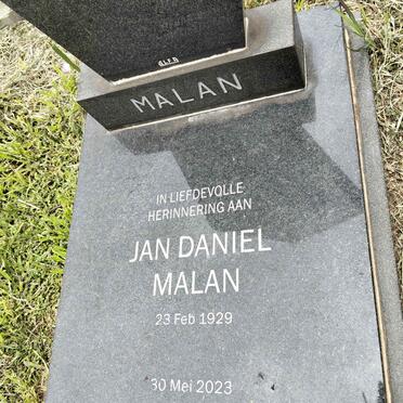 MALAN Jan Daniel 1929-2023 & Susanna Sophia COETZEE 1932-1980 _2