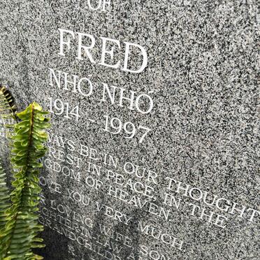 N - Vanne :: Surnames - N