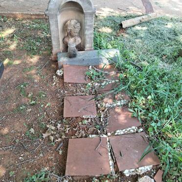 N - Vanne :: Surnames - N