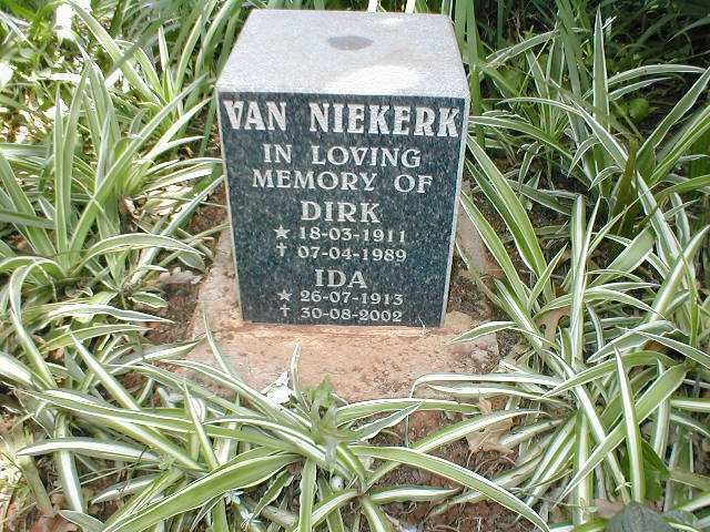 NIEKERK Dirk, van 1911-1989 &amp; Ida 1913-2002