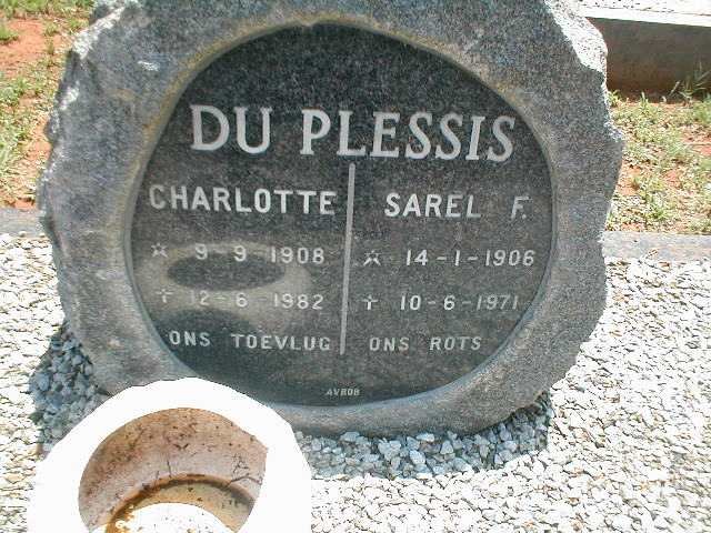 PLESSIS Sarel F. 1906-1971 &amp; Charlotte 1908-1982