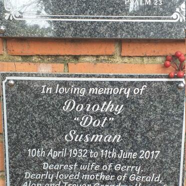 SUSMAN Dorothy 1932-2017