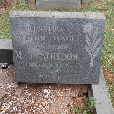 STRYDOM F.J.J. -1960 &amp; M.T. -1973