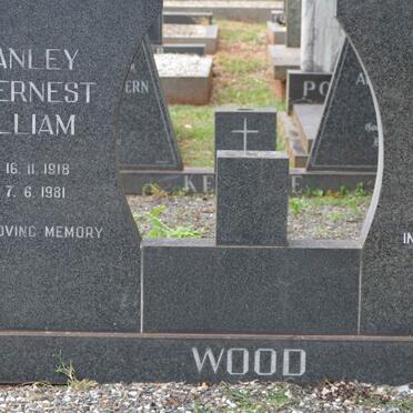 WOOD Stanley Ernest William 1918-1981 &amp; Natalie Camilla Ivy 1922-2009