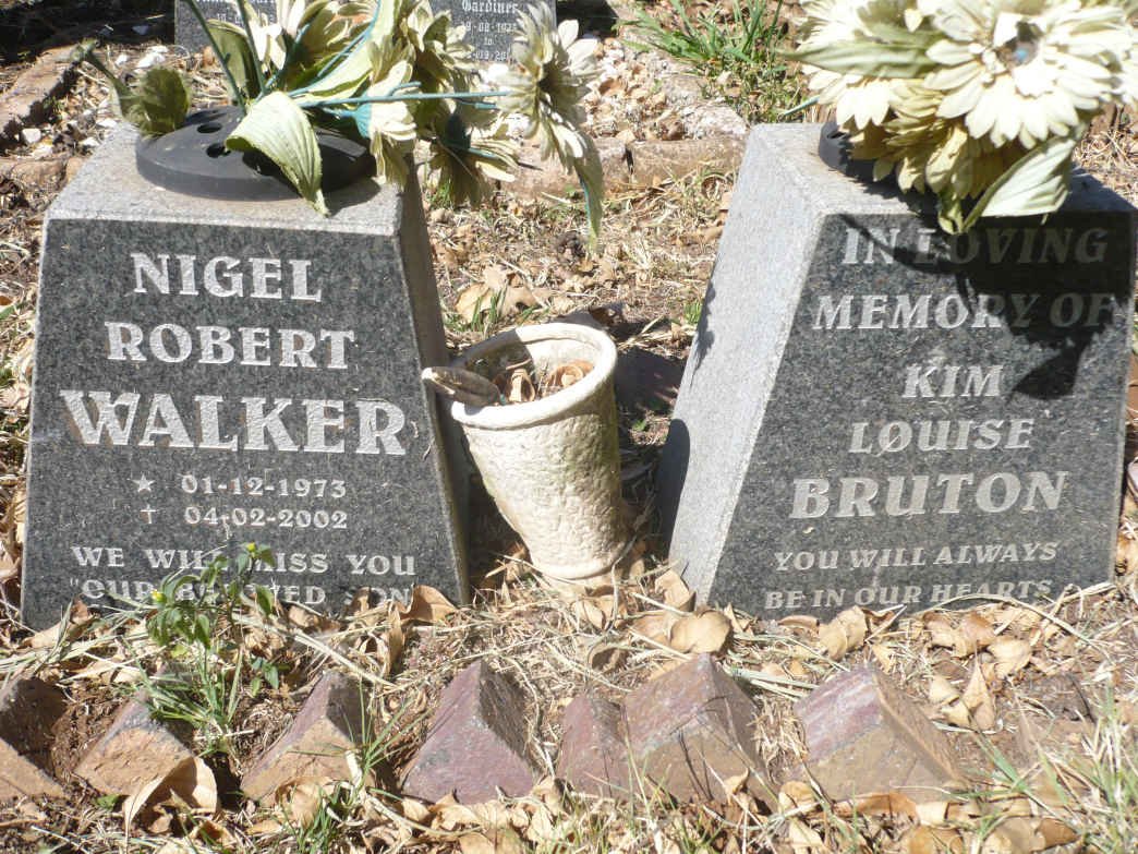 WALKER Nigel Robert 1973-2002 :: BRUTON Kim Louise