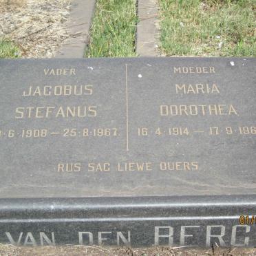 BERG Jacobus Stefanus, van den 1908-1967 &amp; Maria Dorothea 1914-1968
