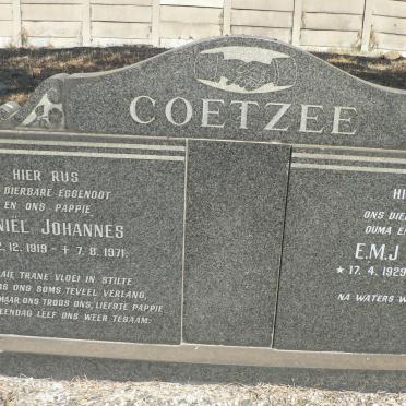 COETZEE Daniël Johannes 1919-1971 &amp; E.M.J. 1929-2007