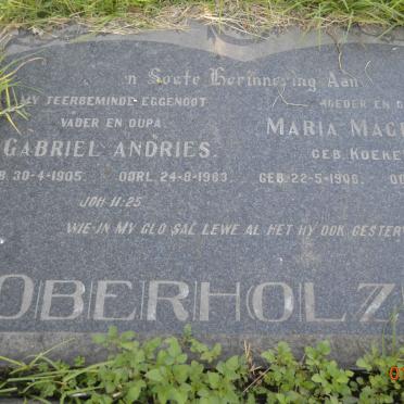 OBERHOLZER Gabriel Andries 1905-1963 &amp; Maria Magdalena KOEKEMOER 1906-1982