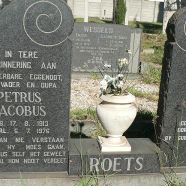 ROETS Petrus Jacobus 1913-1976 &amp; Aletta M.J. 1914-1998