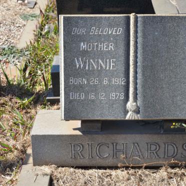RICHARDS Winnie 1912-1978