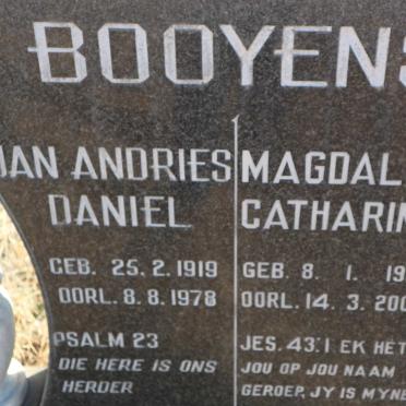 BOOYENS Jan Andries Daniel 1919-1978 &amp; Magdalena Catharina 1926-2005