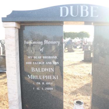 DUBE Baldwin Mhlupheki 1964-2000
