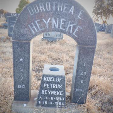 HEYNEKE Roelof Petrus 1918-1980 &amp; Dorothea E. 1913-1983