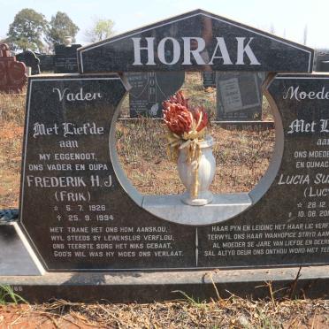 HORAK Frederik H.J. 1926-1994 &amp; Lucia Susanna 1933-2018