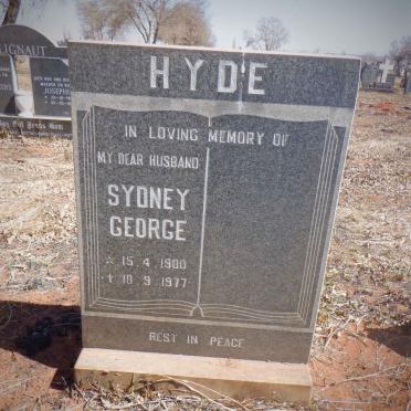 H - Vanne :: Surnames - H