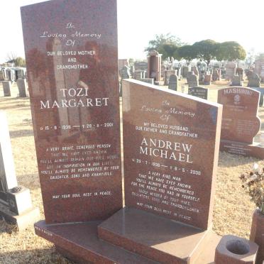 NHLAPO Andrew Michael 1936-2000 &amp; Tozi Margaret 1936-2001