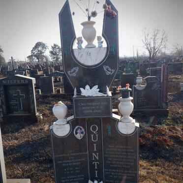 ROUX Quintin 1982-2001