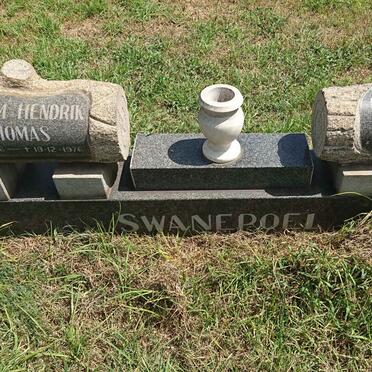 SWANEPOEL Willem Hendrik Thomas 1916-1976 &amp; Hester Maria Gertruida 1917-1996
