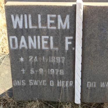 ? Willem Daniel F. 1897-1978 &amp; Hester D.P.P. 1902-1984