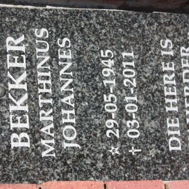 BEKKER Marthinus Johannes 1945-2011