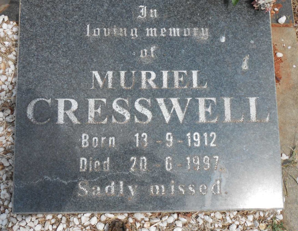 CRESSWELL Muriel 1912-1997