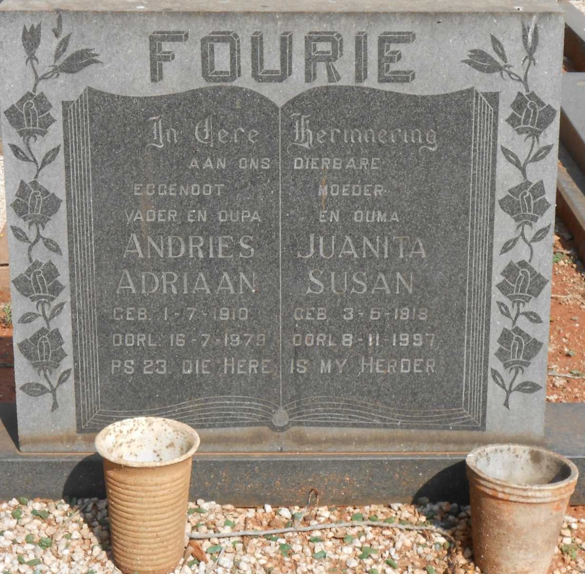 FOURIE Andries Adriaan 1910-1979 &amp; Juanita Susan 1918-1997