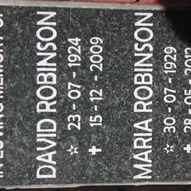 ROBINSON David 1924-2009 &amp; Maria 1929-2012